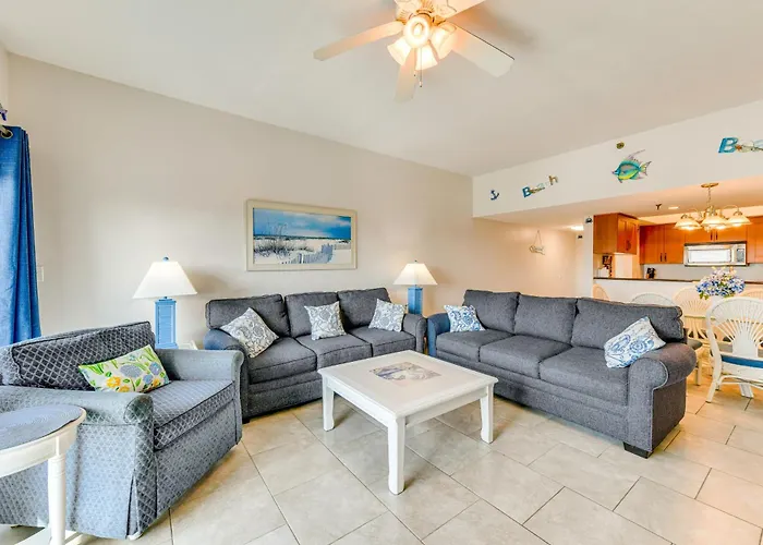 Walk To Redington Beach: Gulf-view Retreat *